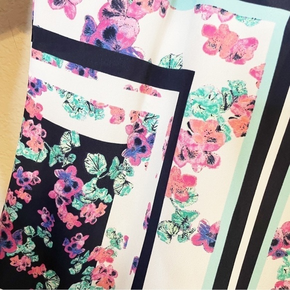 Lovers and Friends Floral Fade Into You Tank Top Peplum Shirt Size Medium - Picture 4 of 9